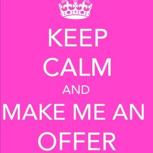 Bundle and make offers! Christmas 🎄 shopping 😁